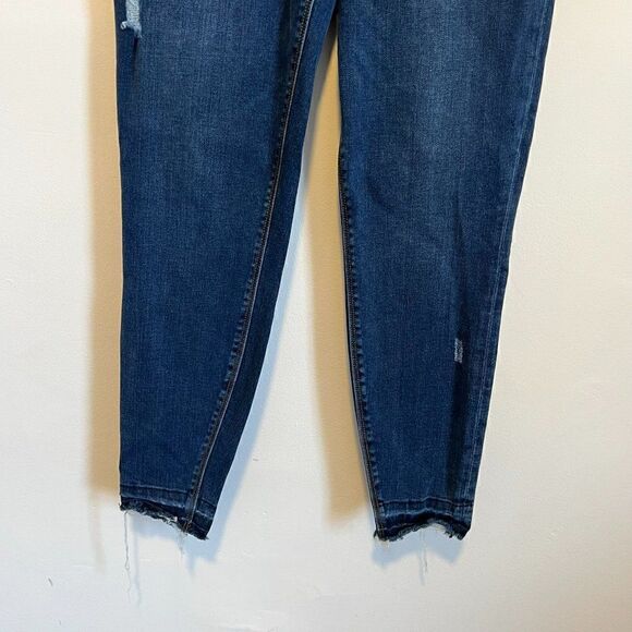 Spanx Distressed Dropped Hem Pull On Ankle Skinny Jeans in Medium Wash - Picture 5 of 10